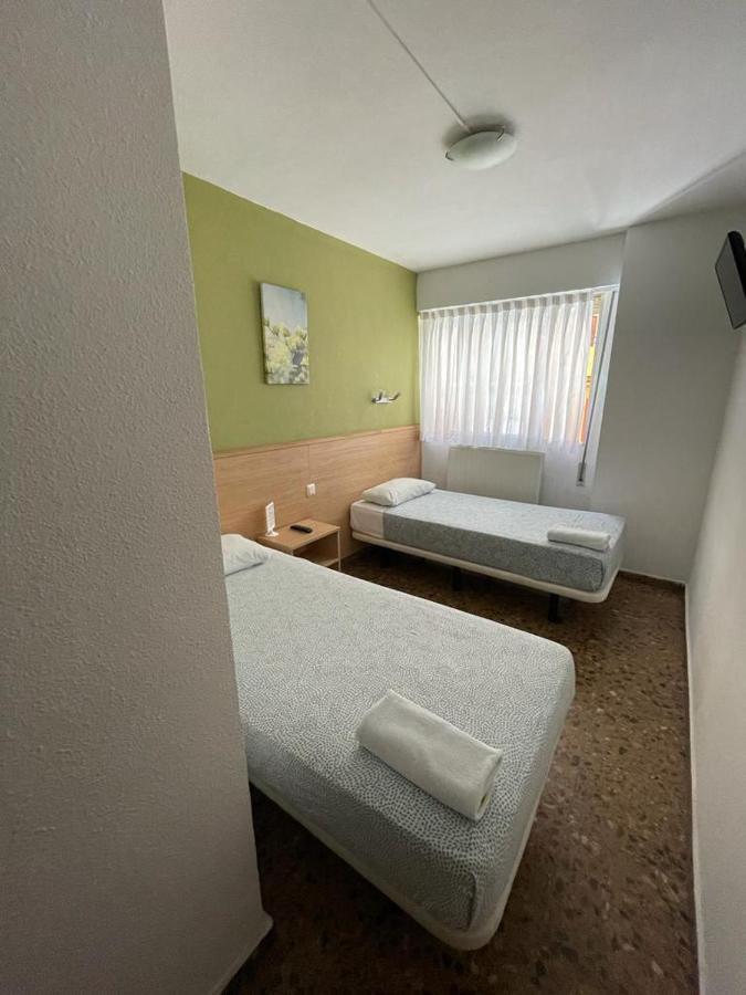 Hostal Milmarcos سرقسطة المظهر الخارجي الصورة