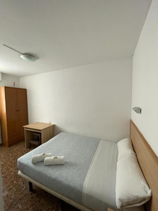 Hostal Milmarcos سرقسطة المظهر الخارجي الصورة