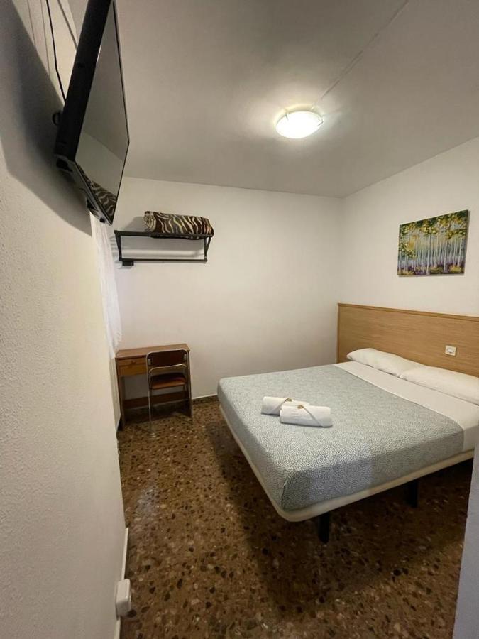 Hostal Milmarcos سرقسطة المظهر الخارجي الصورة