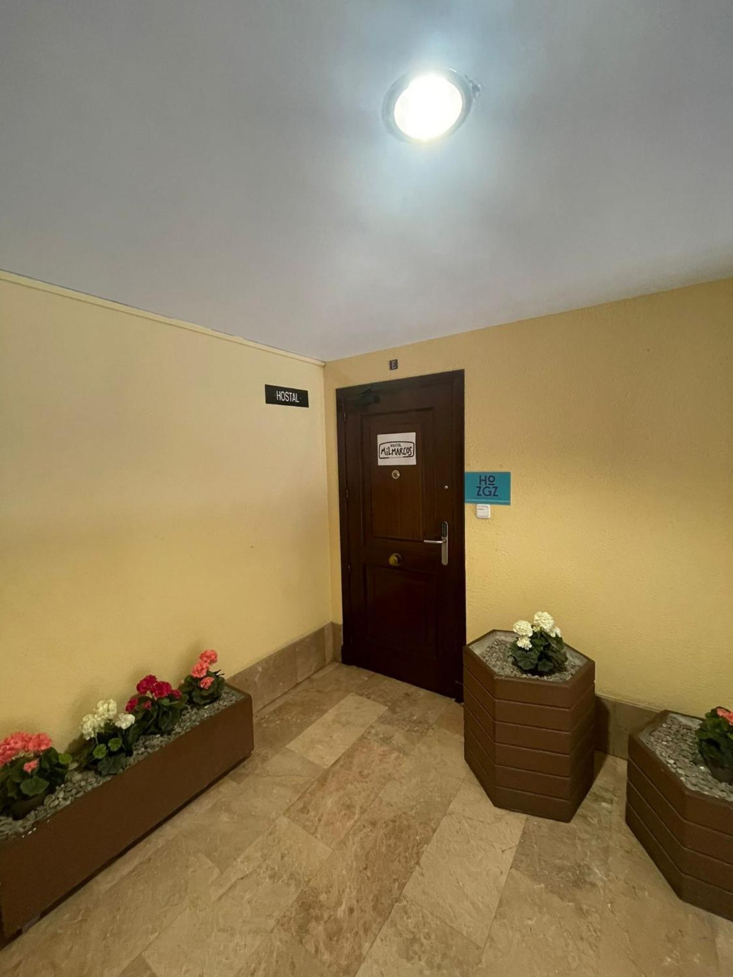 Hostal Milmarcos سرقسطة المظهر الخارجي الصورة