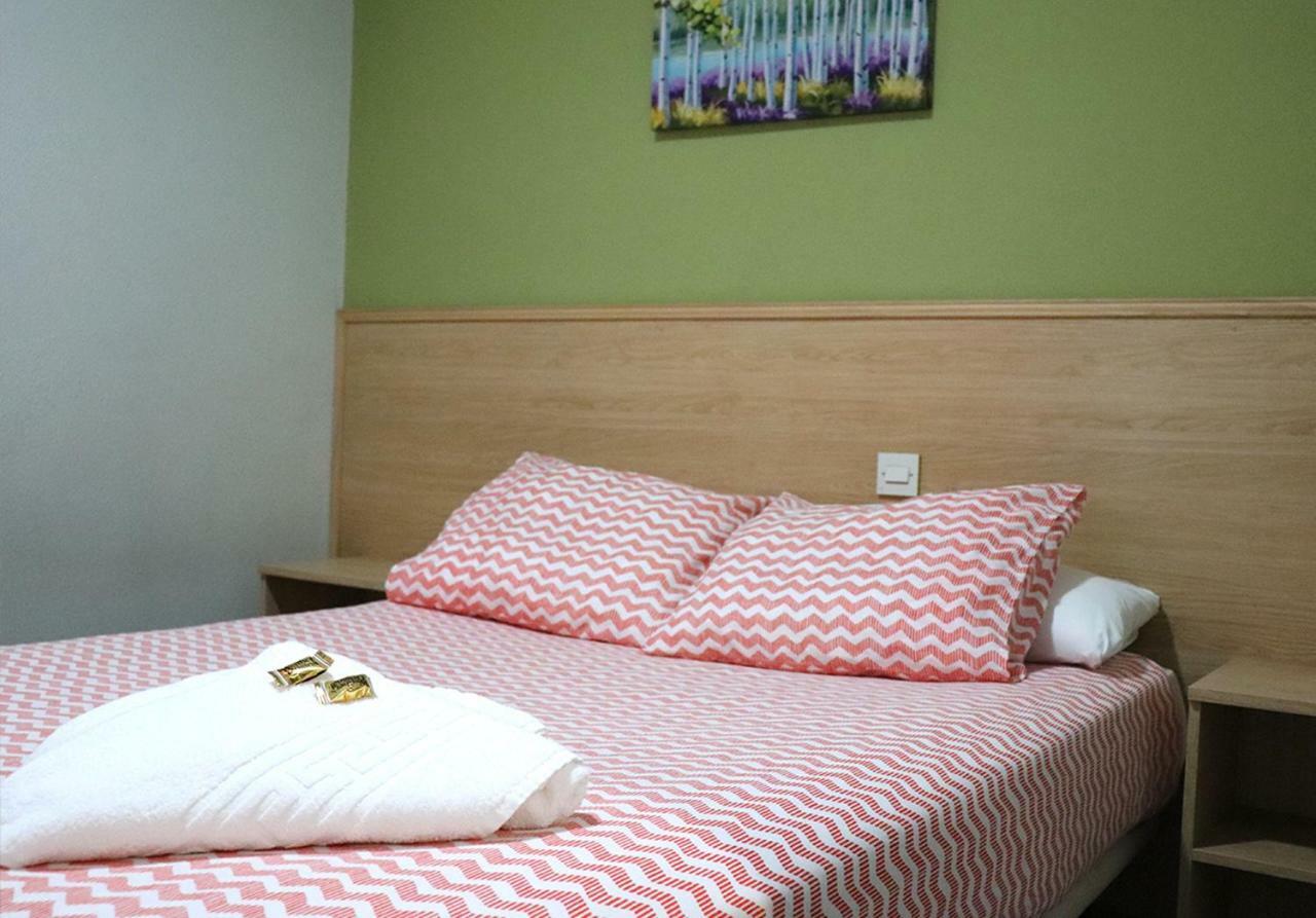 Hostal Milmarcos سرقسطة المظهر الخارجي الصورة